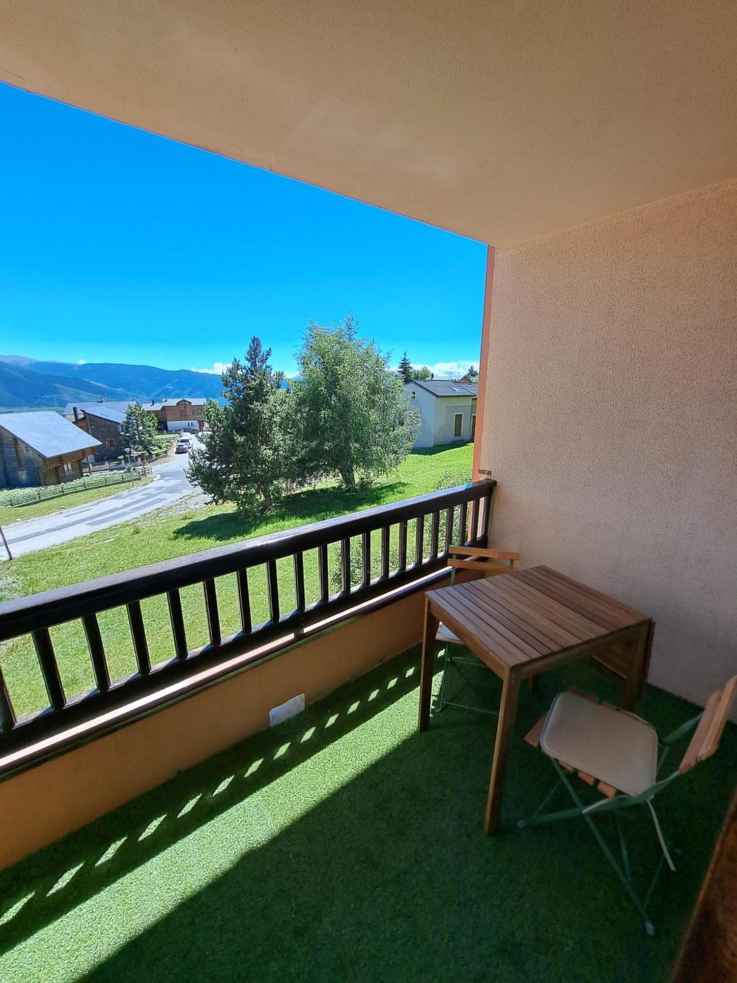 Studio Cabine 4 Couchages, Vue Face Aux Montagnes 丰罗穆 外观 照片